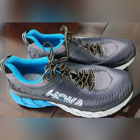 HOKA ONE ONE Arahi 2 Men's Running Shoe - Picture 1 of 6
